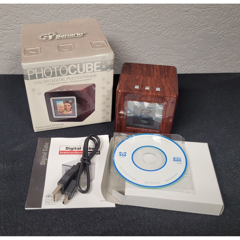 Senario Entertainment Photo Cube Cherry Wood (2007)